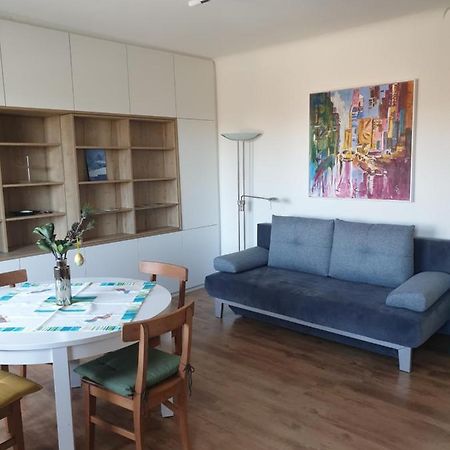Apartment Stockerau Bagian luar foto