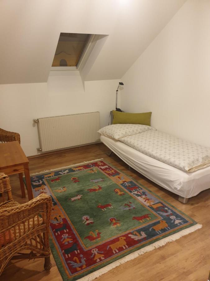 Apartment Stockerau Bagian luar foto