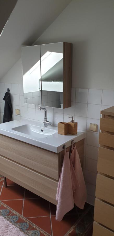 Apartment Stockerau Bagian luar foto