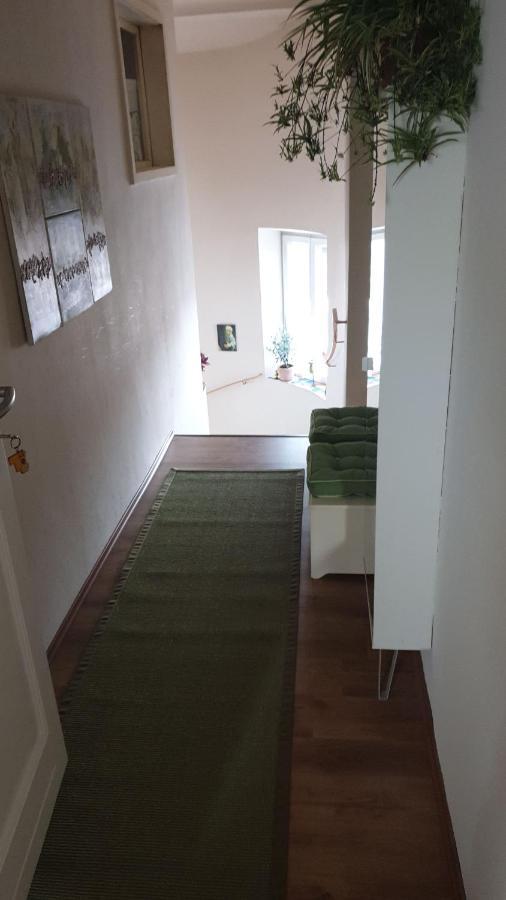 Apartment Stockerau Bagian luar foto
