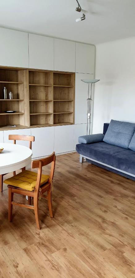 Apartment Stockerau Bagian luar foto